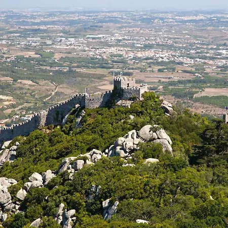 Sweet I - Free Parking Sintra